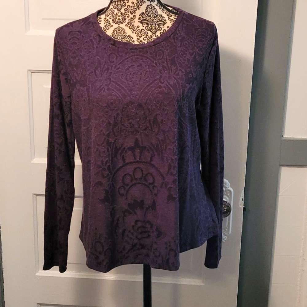 Simply Vera long sleeve blouse
